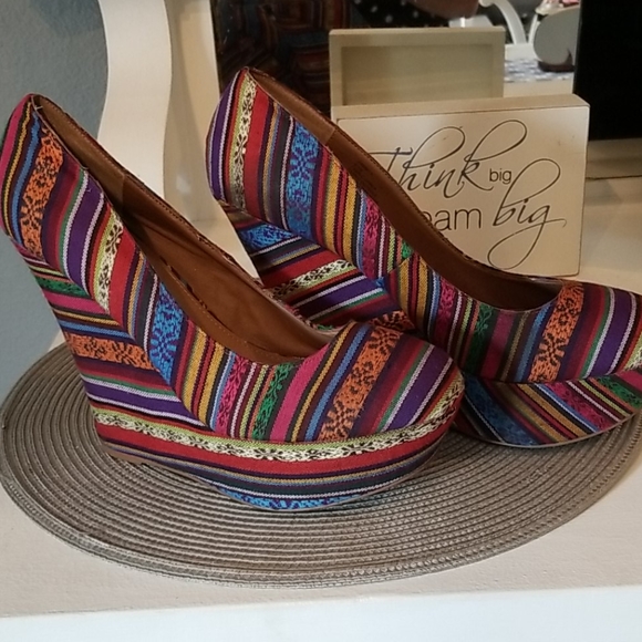 Steve Madden Pammyy Wedges, size 9.5 - Picture 7 of 10